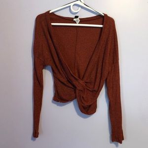 Open pumpkin sweater